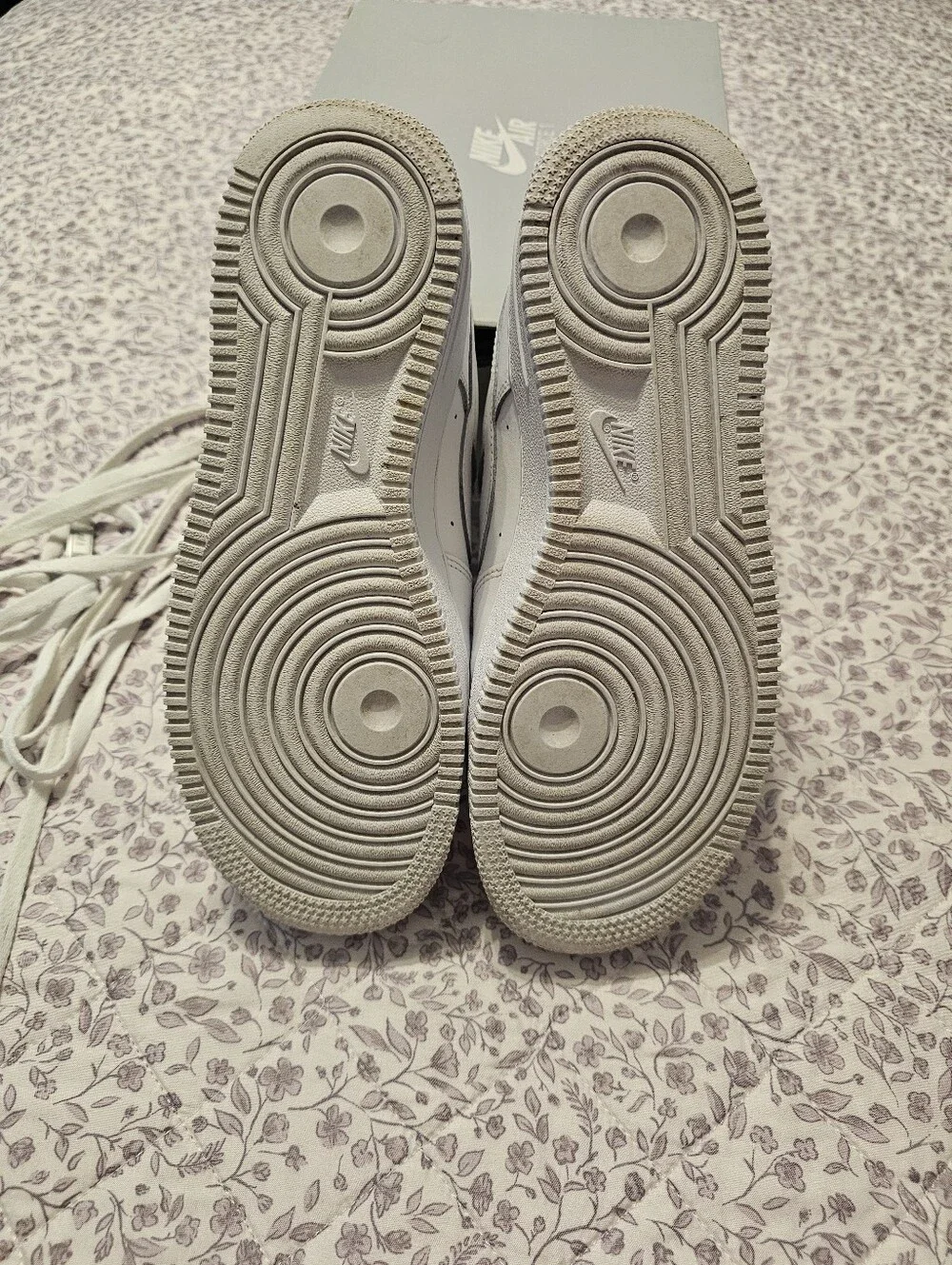 Nike classic white